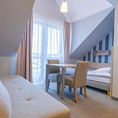Izabela ムジェジノ