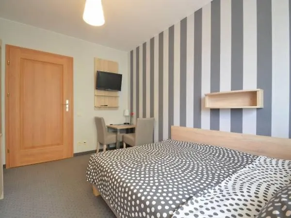 Izabela מיצ'יצ'ניו